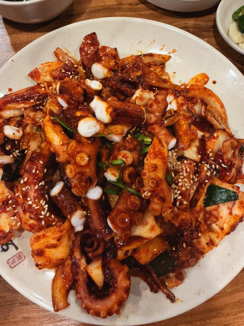 영등포역 맛집 오봉집 영등포역점 이렇게나 맛있다고?! 불향 가득한 낙지볶음 강력추천!