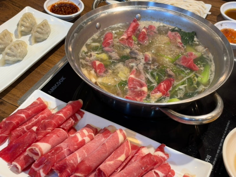 신림역 맛집 두둑한샤브칼국수 신림점, 푸짐한 샤브샤브 먹으러 재방문한 후기