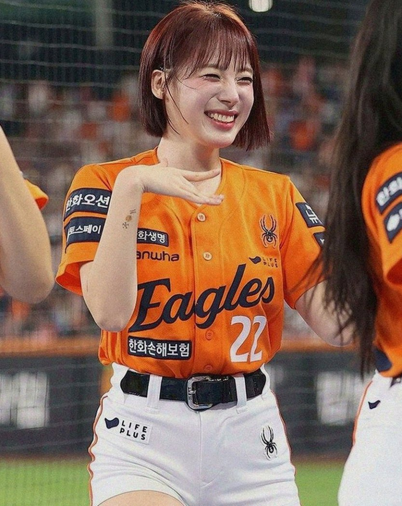 대만까지 사로잡은 치어리더 하지원 라쿠텐 잔류와 신베이 킹스 합류 소식