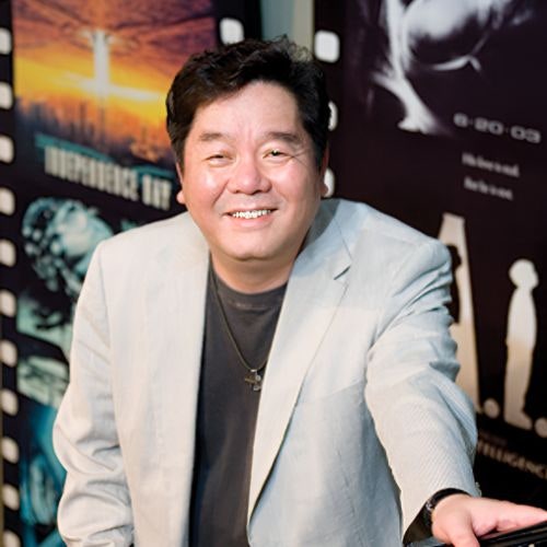 "전국 장터 돌던 근황만 알았는데..." 개그맨 심형래, '디워' 역주행하자 "투자자까지 몰렸다"
