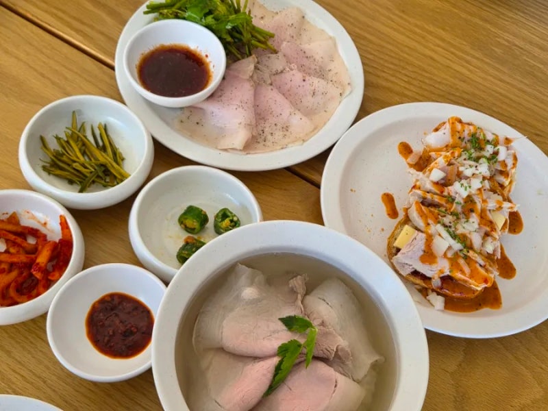 수원 행궁동 맛집, 슾슾 이색 한식 (ft.냉수육, 샌드위치 별미 혼밥가능)