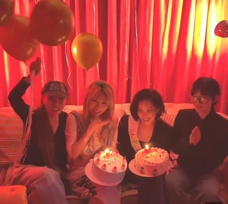 “컴백 안 해요?” 브아걸 오랜만에 완전체 포착 가인 제아 생일파티에 팬들 반응