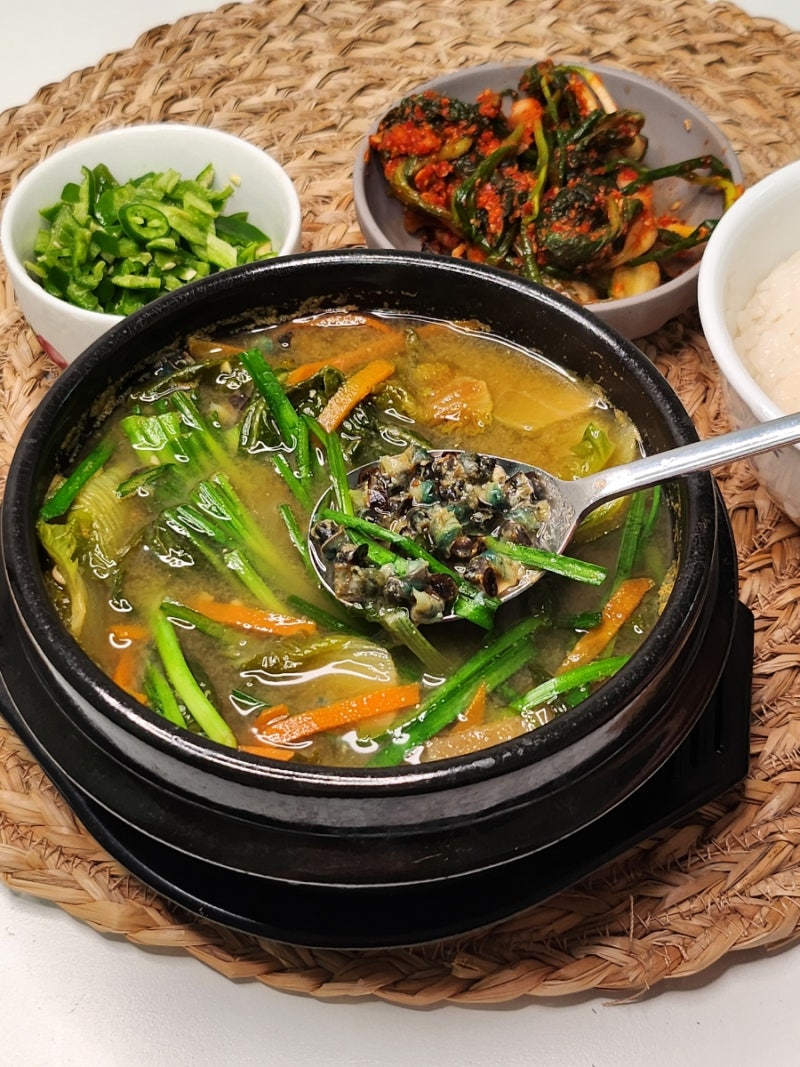 북한강 꽉찬 생다슬기로 만든 시원한 올갱이국 다슬기해장국 만들기