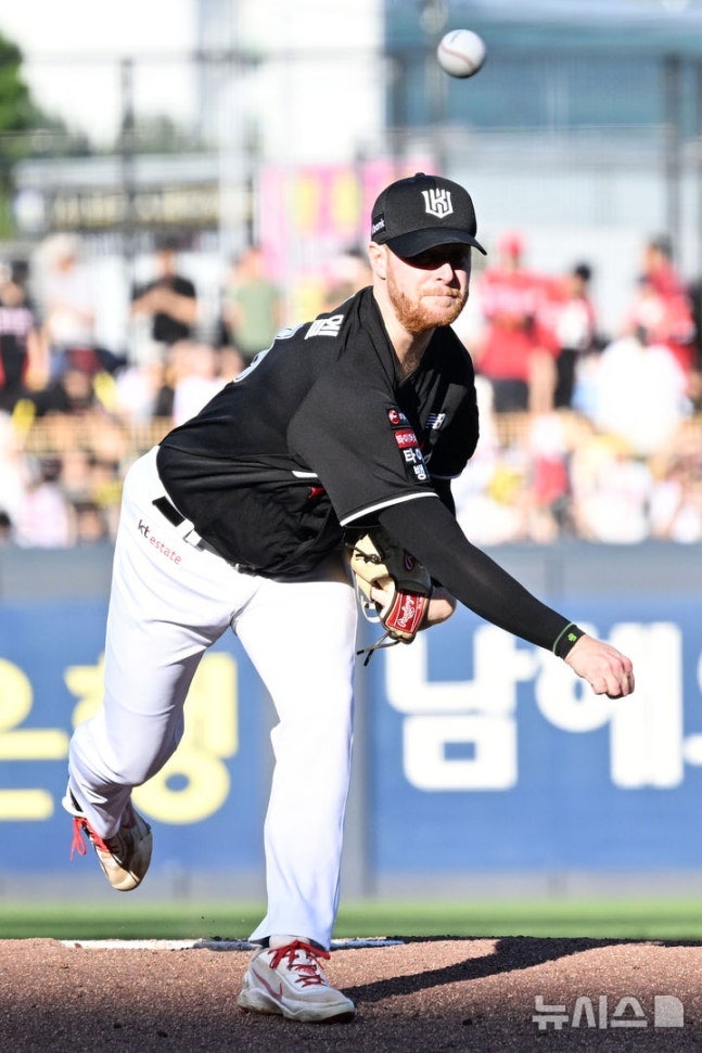 KT 위즈 80승 선착, NC에 3-2 승리, 정규시즌 우승 향한 중요한 승리