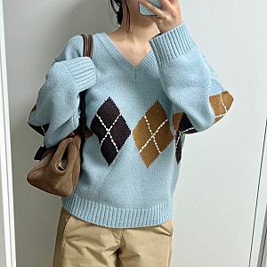 틸아이다이 26FW 가을 신상 아가일 딥브이넥 니트 코디, 착용 후기
