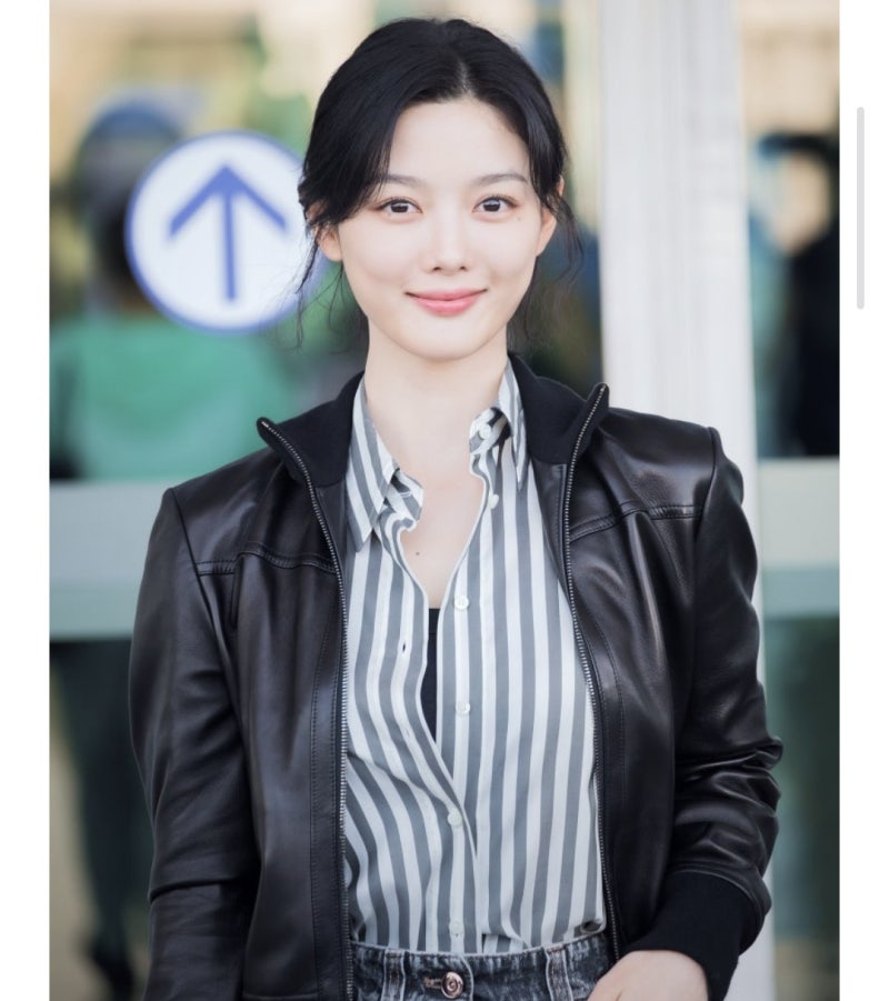 김유정 공항패션, 1479만원 자켓보다 더 눈길 간 이유
