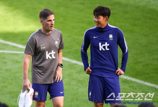 모레노호 첫 경기 선발 라인업, 손흥민·오현규 투톱, 에콰도르전 4-4-2 출격