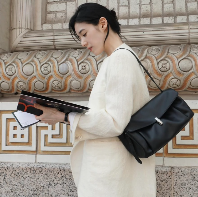 “수백만 원짜리 명품 백인 줄 알고 역시 반응 터졌다” 그런데 20만 원대 가방이었던 정은채....