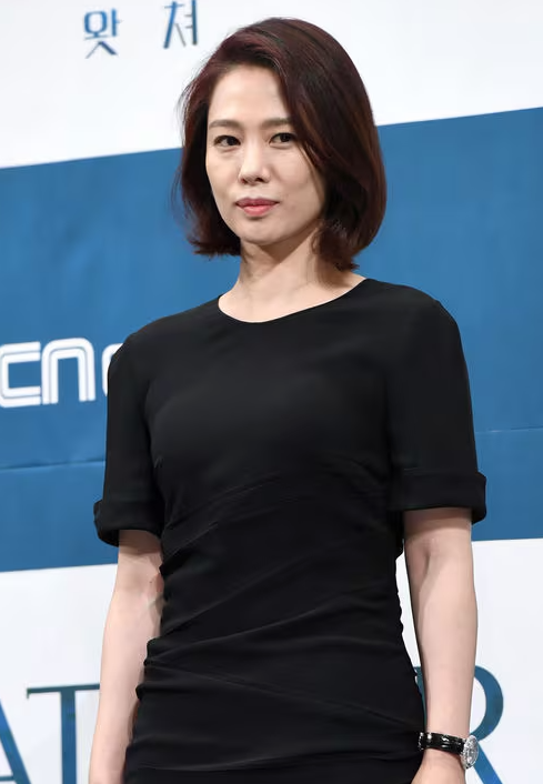 50세 미혼 <b>김현주</b>, 의외의 외로움 고백…“하루 종일 뜨개질, 생각이....