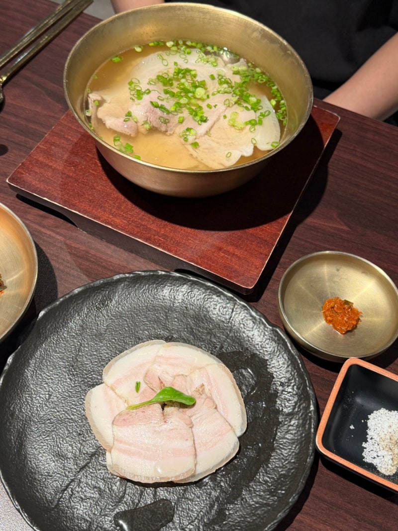 고속터미널 점심 센트럴시티 찐맛집 발견! 혼밥하기 완벽했던 공탕 센트럴시티점 찐후기