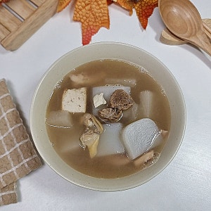 추석 제사음식 경상도식 탕국 끓이는법, 소고기 해물 탕국 바지락육수 레시피 명절음식 만들....