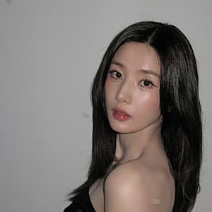 권은비 근황 총정리｜신곡 ‘DEJAVU’ 컴백부터 최근 활동까지