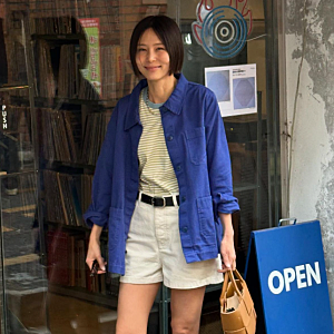 김나영이 가을마다 꺼내 입는 30만원 대 파란색 워크자켓