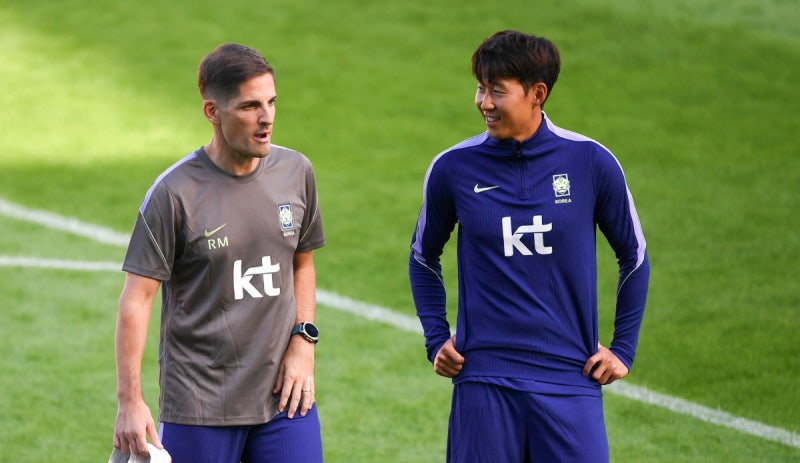 손흥민·오현규 투톱 꺼낸 모레노…이강인·황인범 제외, 한국 축구 진짜 새판 짰다