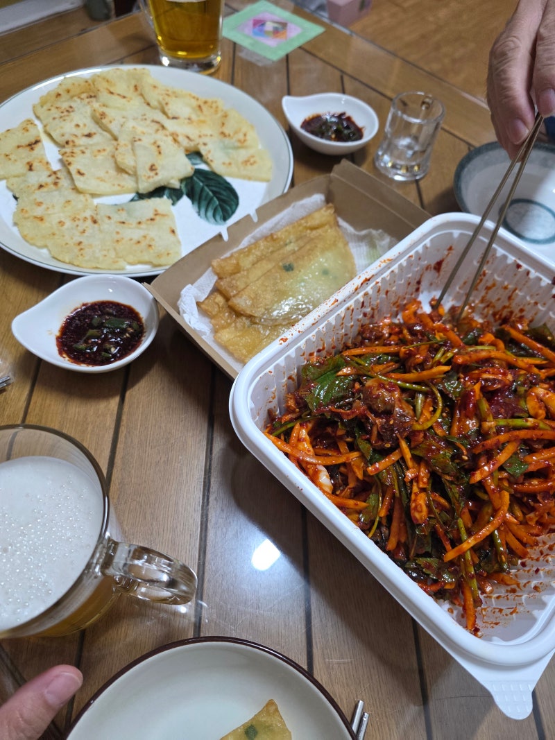 강릉맛집 원조소문난무침회, 강릉중앙시장맛집 오징어무침 만두세트