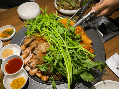 부산 서면롯백맛집 '푸주인 서면점' 후기｜서면맛집 서면고기집 완벌 한돈 삼겹살 추천