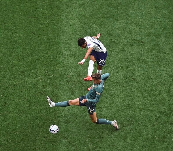 "토트넘" 리그 꼴찌 20위로 추락, 6386억 쓰고 왜 이렇게 됐나