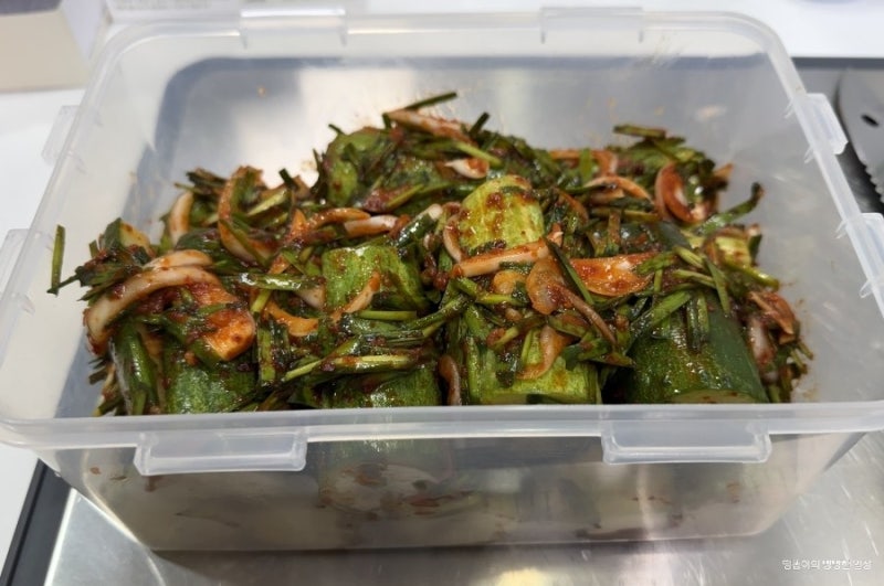 아삭아삭 맛있는 오이소박이 만드는 법 | 생각보다 간단한 집밥 반찬 레시피