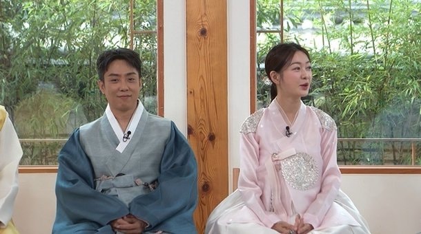 은지원부터 윤정수까지, 연예계 달달한 재혼 부부들의 일상 엿보기
