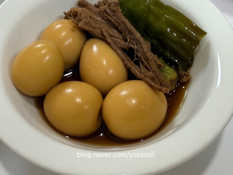 [요리] 소고기 메추리알 장조림 레시피, 실패 없는 간장 양념 비율 집반찬 만들기
