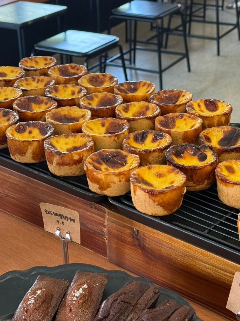 [울산 카페 추천] 삼산동 에그타르트 맛집, 에낭 삼산점