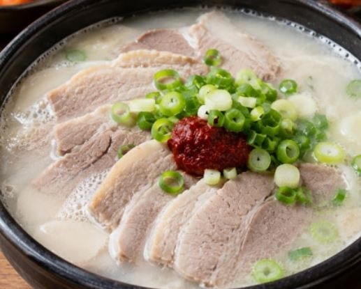 “돼지국밥 칼로리는 얼마나 될까? 밥과 국물까지 먹으면?”