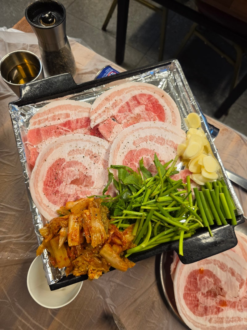 천안터미널 냉삼 맛집 애견동반 가능한 '삼평식당 천안신부점' 솔직 후기!