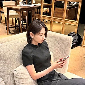 로또 1등도 출근합니다 그 계약직 이지혜 누구? (feat. 하율리로 보는 오피스룩)