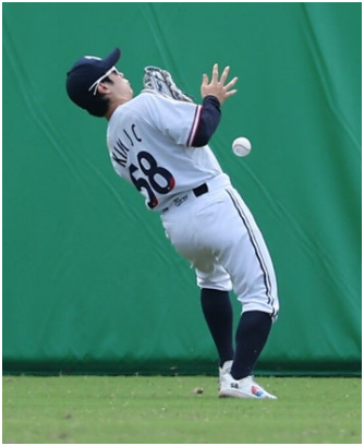 “18-0인데 태국이 더 기뻐했다” 한국 야구 5회 콜드승…김지찬 실책에 사라진 ‘3경기 무실....