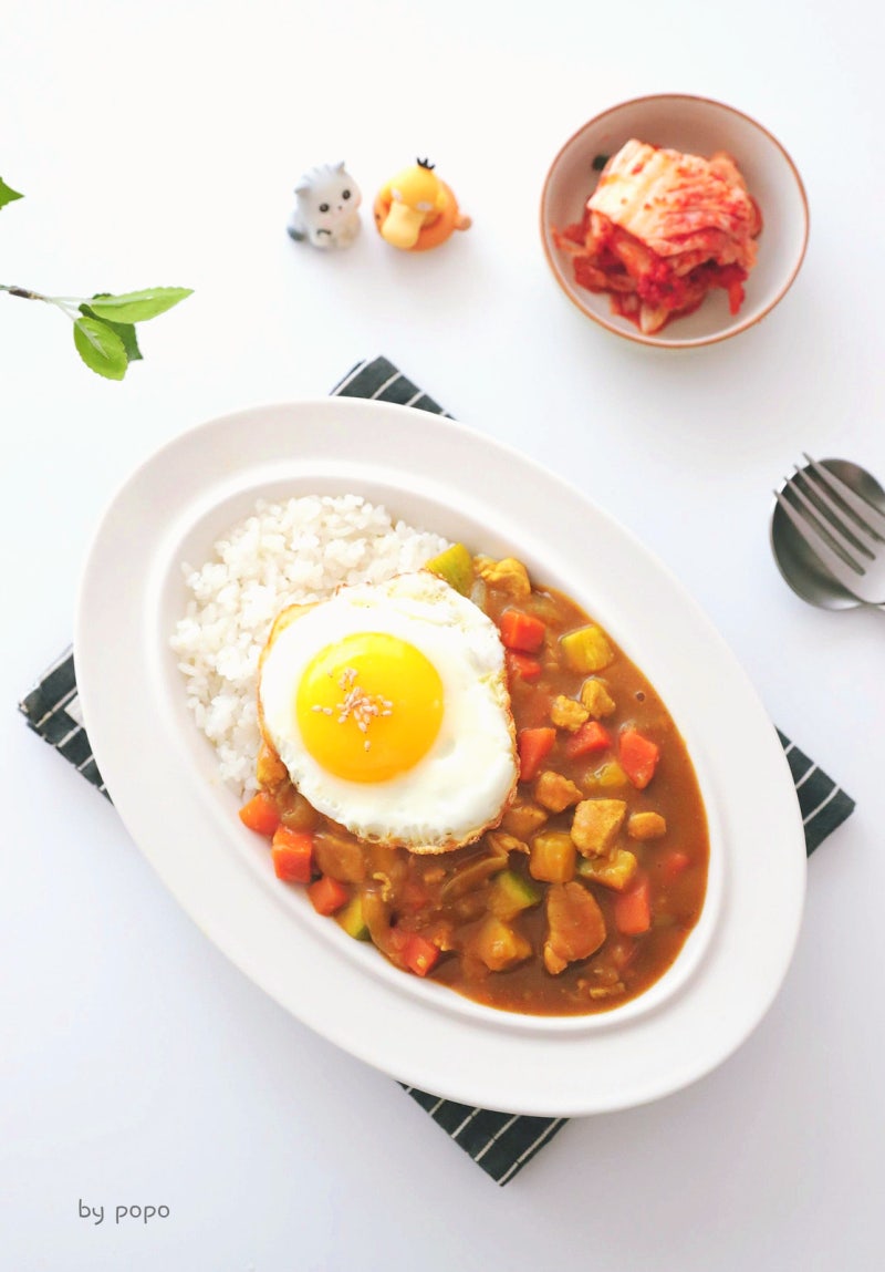 저녁메뉴 고민 끝, 한끗 차이로 맛있어지는 돼지고기 카레라이스 만들기