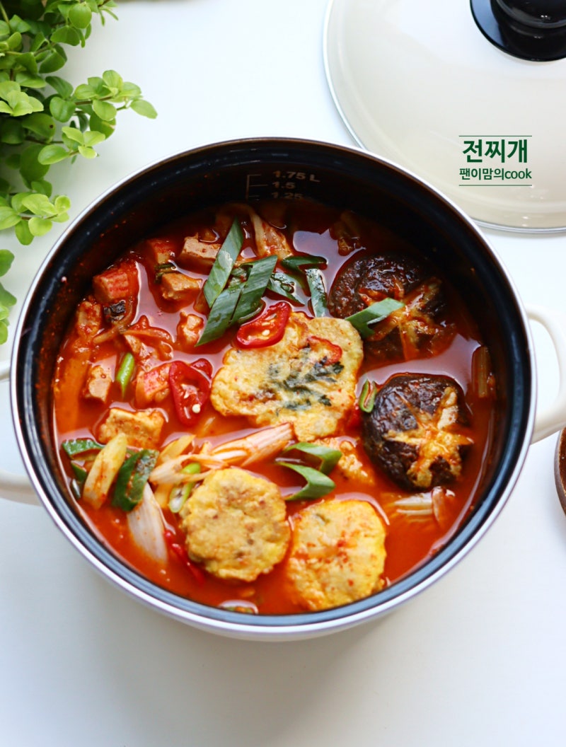 남은 전 찌개 레시피 명절음식 활용 섞어찌개 만들기