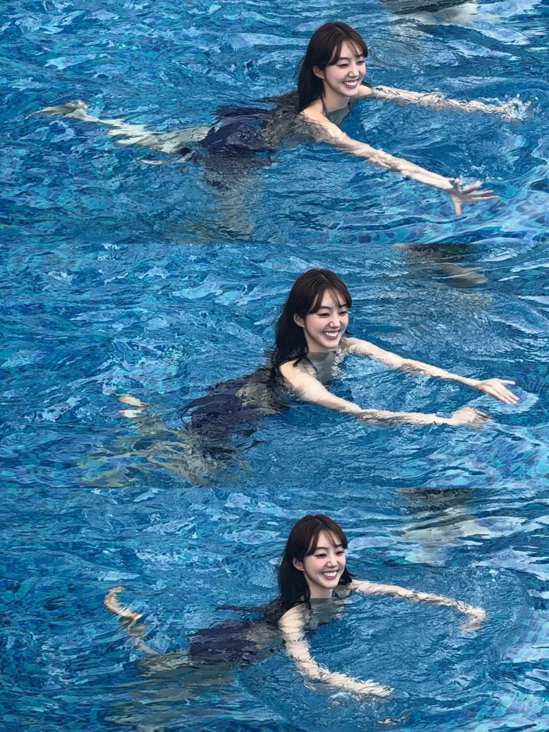 수영장에서는 활짝, 바다 앞에서는 줄무늬…박세완의 여름 사진