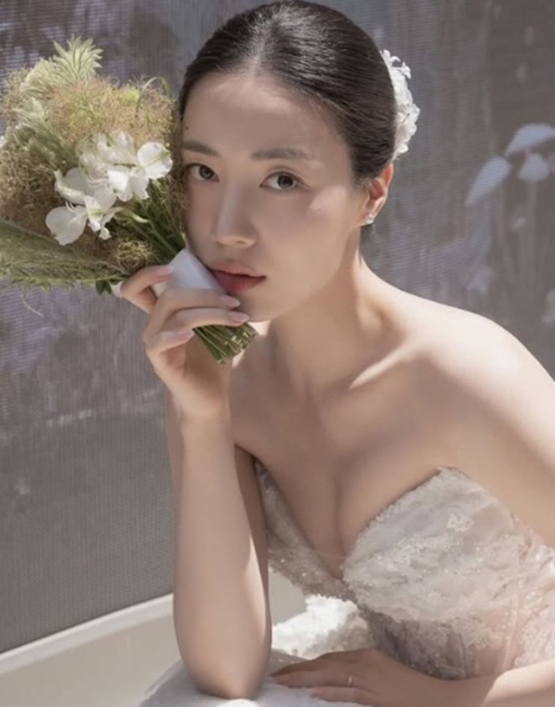결혼까지 했다고? 류화영 프로필 나이 남편 작품 티아라 근황 보니