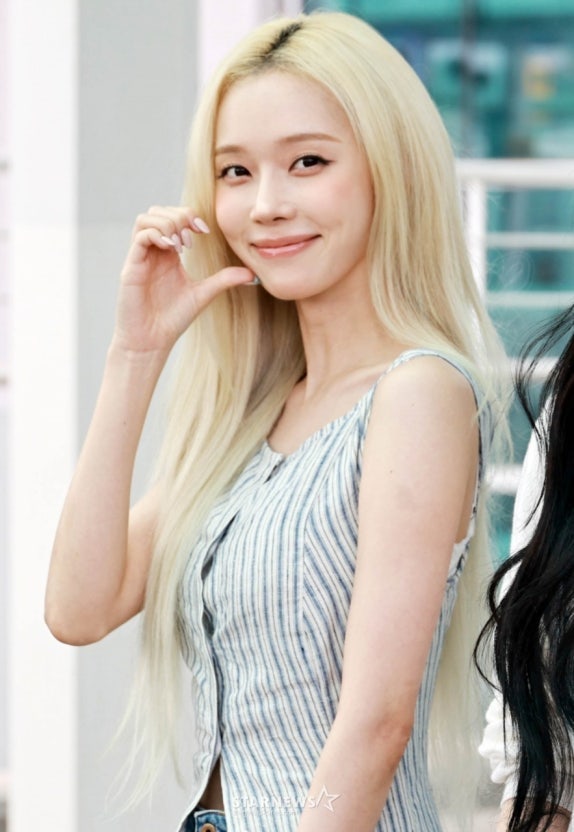 aespa Winter Revealed Her Driver's License... And Her ID Photo Is This Stunning