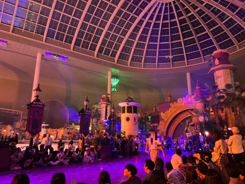 Jamsil Lotte World Dark Fantasy Parade: Best Times, Viewing Spots & Food Recommendations