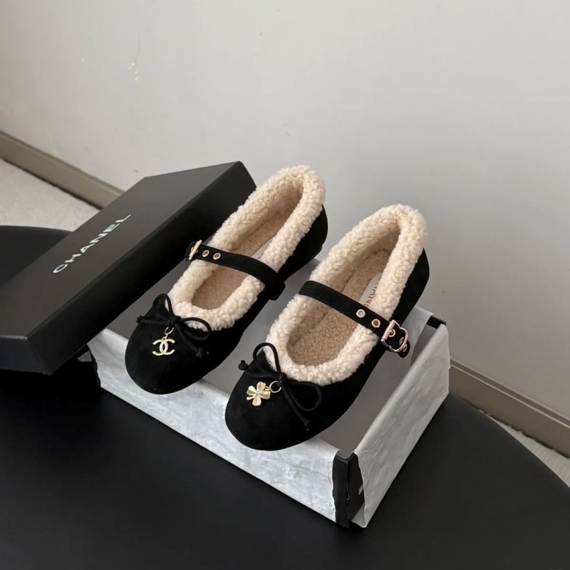 샤넬 메리제인 시어링 플랫슈즈 FW 코디 장단점