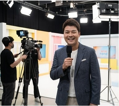 600억 재산설 전현무, 직접 선 그었다…“생각만큼 부자 아냐”