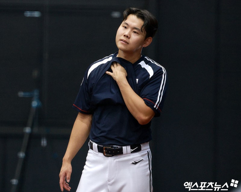 "부담도 특권" 소형준, 추석 한일전 선발로 나선다…24세 KT 에이스의 반전 각오