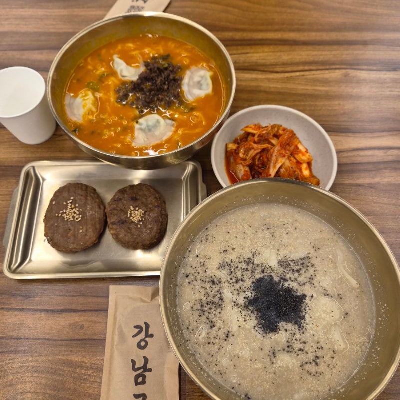 서현역 맛집 점심 혼밥 가성비 실화? 칼국수에 밥까지 만원의 행복! 강남교자 분당서현점