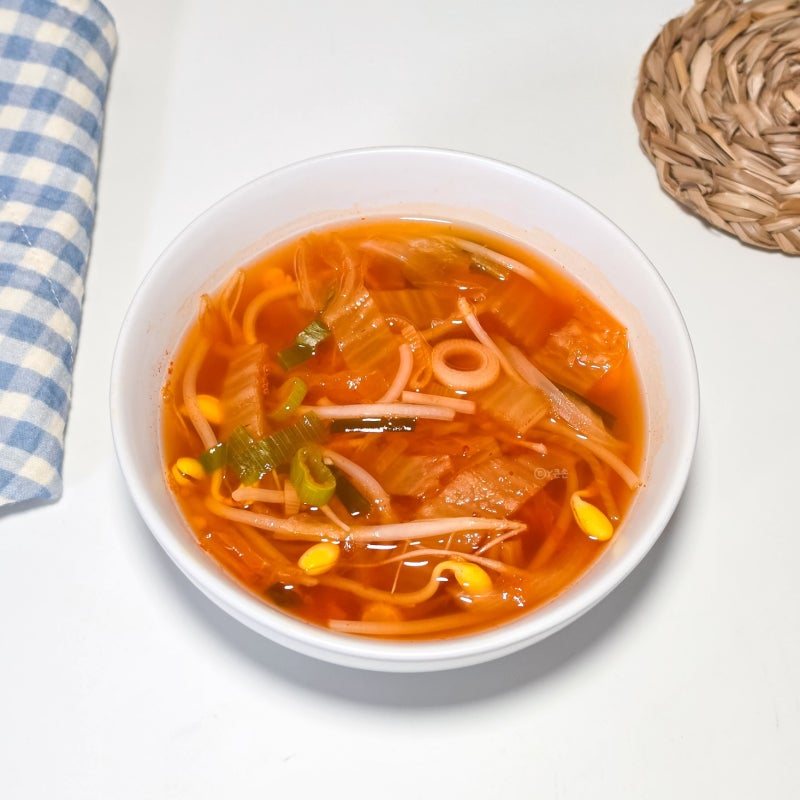 김치 콩나물국 레시피 시원한 얼큰 콩나물김치국 끓이는법
