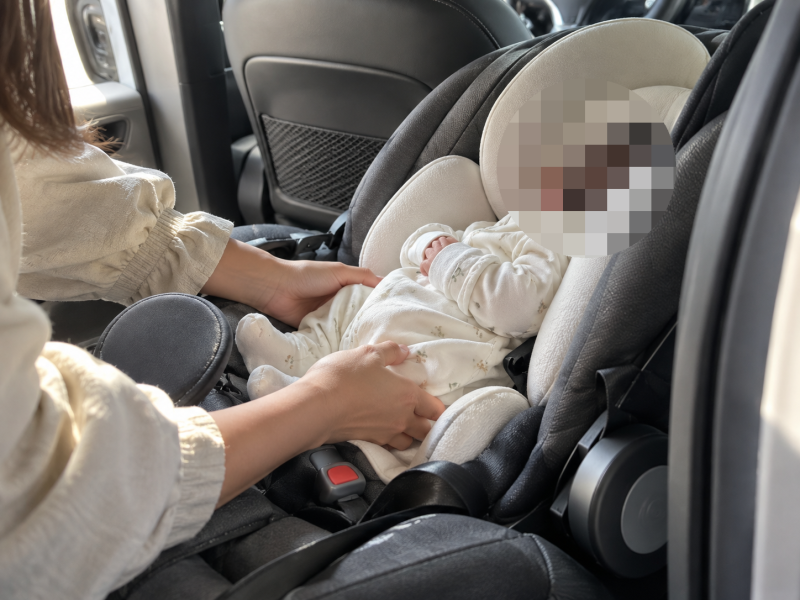 신생아카시트 언제부터? 퇴원 첫날 뒤보기·위치까지
