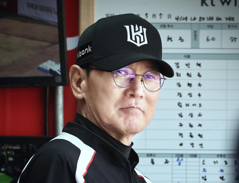 80승 먼저 찍었는데 계약은 끝난다…KT 이강철, 24억 다음은 30억일까
