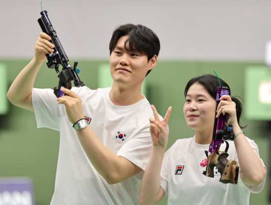 [아시안게임] 도쿄 실패 딛고 부활한 추가은… 홍수현과 합작한 8년 만의 은빛 명중, 그 비하....