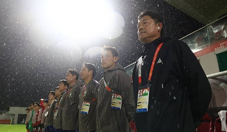 이영준 원톱 출격 결과는 멀티골 베트남 4-0 꺾고 4강 진출