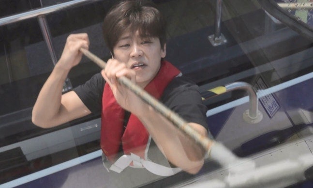 “같이 댕기겄냐?” 박지현 해경 출신 배 청소, 외삼촌도 놀란 조카의 반전