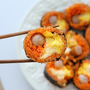 "명동에서 줄서서 먹는 그 음식!" GS25 불닭치즈오믈렛김밥 후기