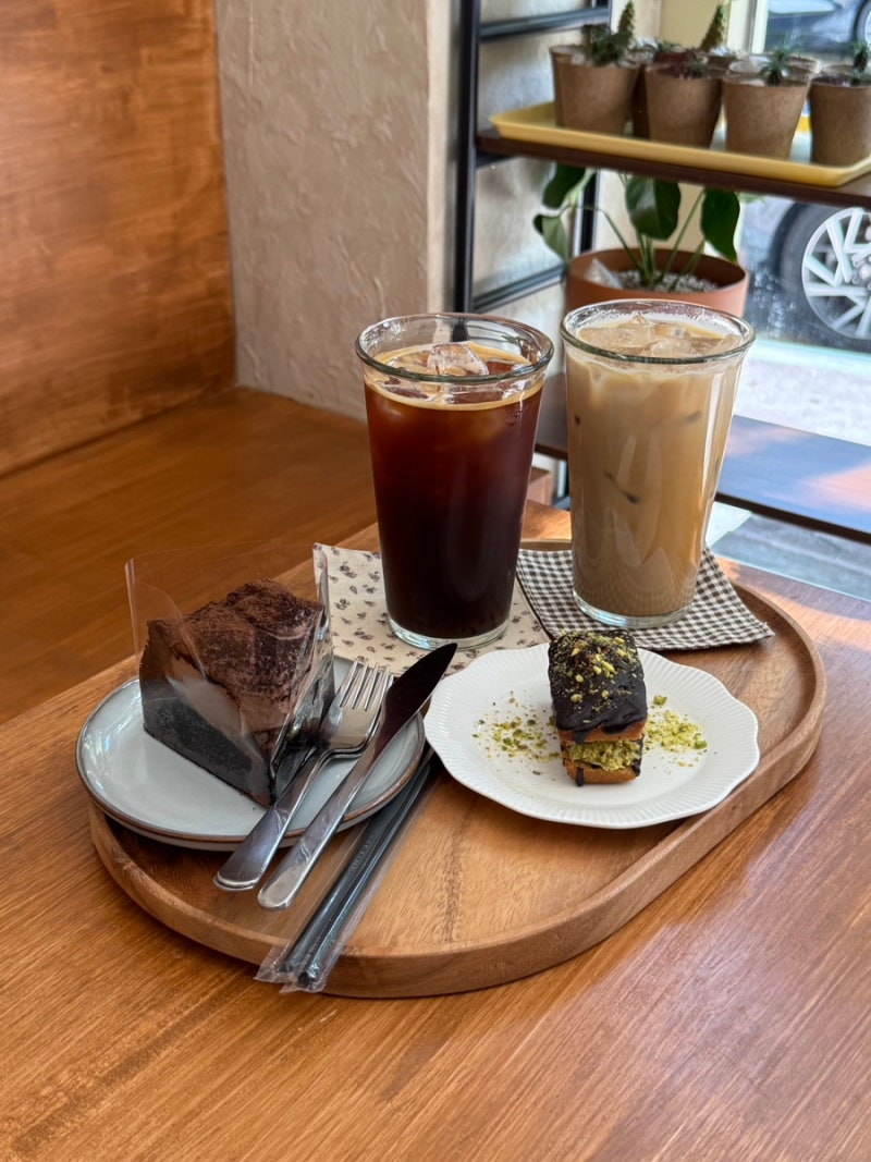 전주 신시가지 카페 리엘더가든, 수제 케이크·디저트 맛집