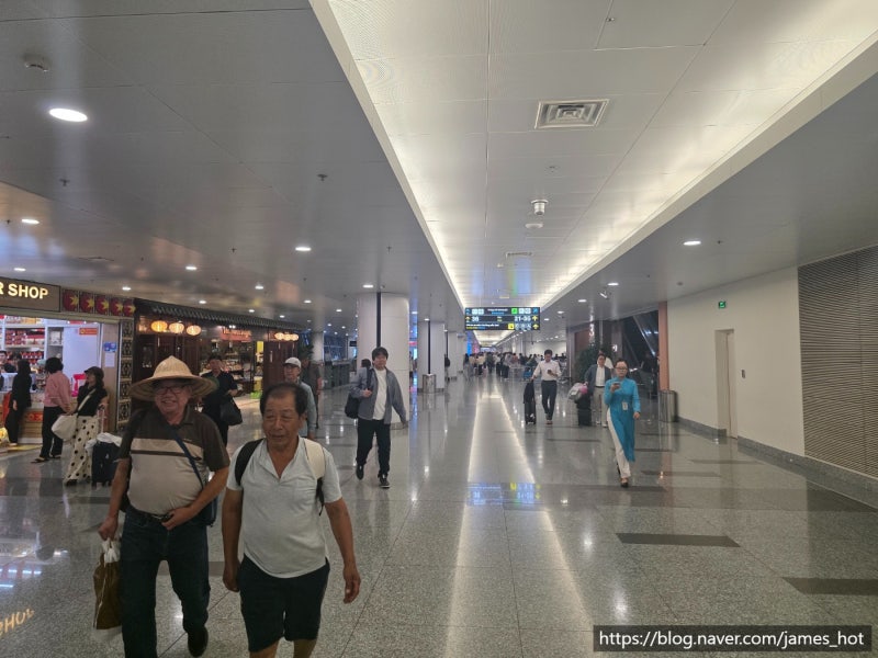 하노이 노이바이 공항 면세점 쇼핑 및 식당 이용 후기 (제주항공 43게이트 위치)
