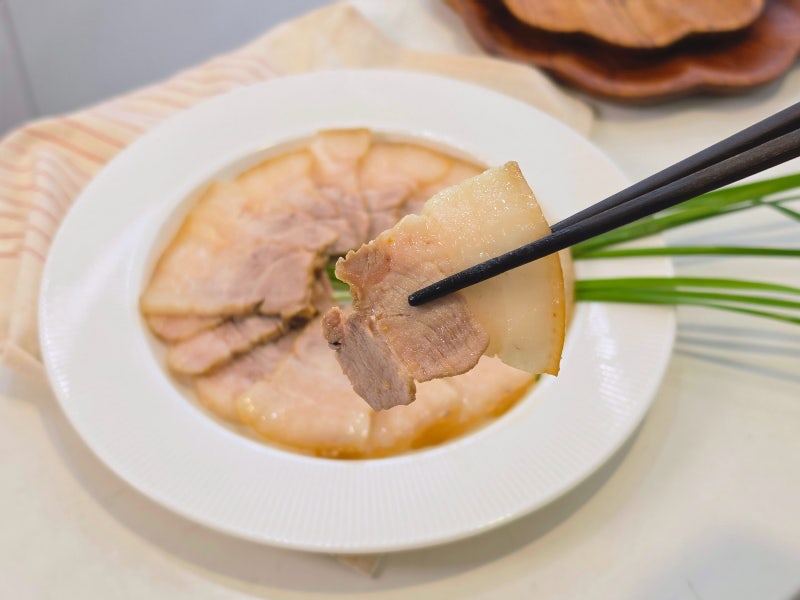 물 넣지 마세요! 앞다리살 수육 삶는법, 무수분인데 육즙 가득한 이유