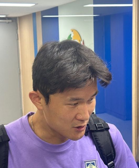 홍명보가 버린 그 전술, 김민재가 "편하다"고 말한 이유